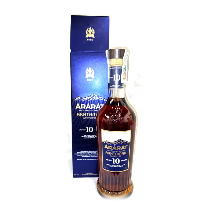 Ararat Akhtamar — brandy armeno invecchiato 10 anni