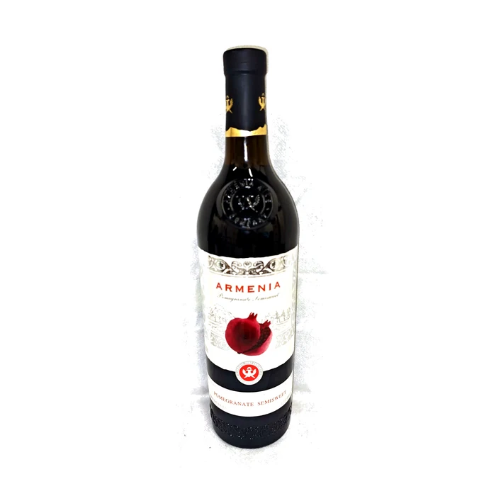 Armenia Pomegranate Semisweet — vino di melagrana, amabile