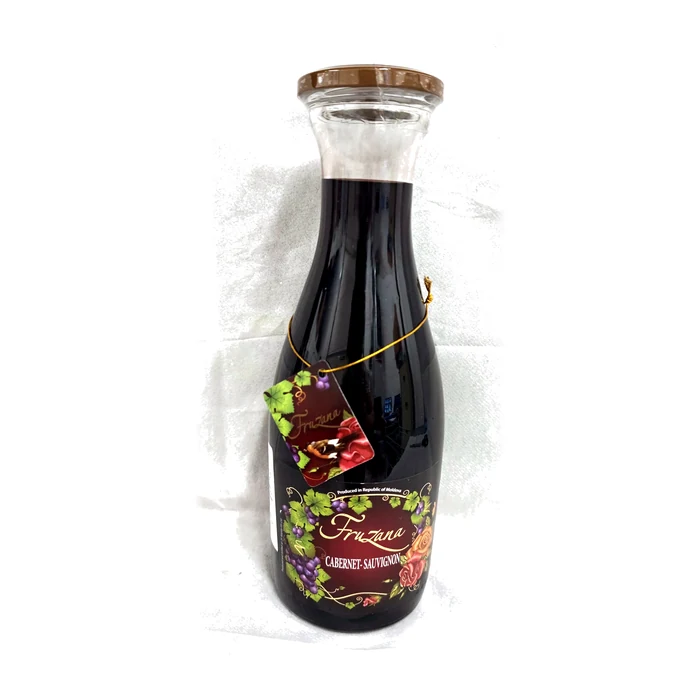 Fruzana Cabernet Sauvignon — vino rosso amabile, caraffa