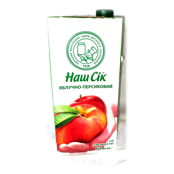 Наш Сік Яблучно-персиковий — succo di mela e pesca con polpa