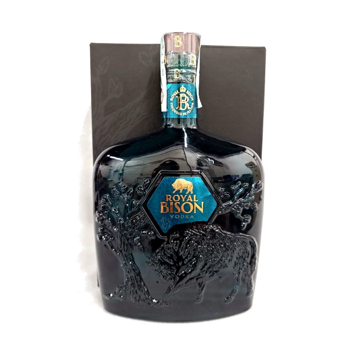 Royal Bison Supreme Vodka — vodka bielorussa in bottiglia decorata