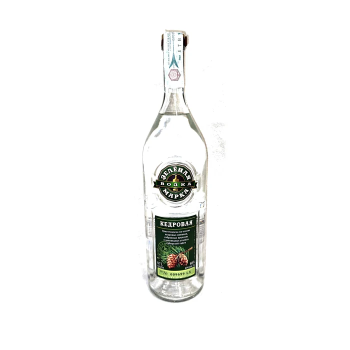 Зелёная Марка Кедровая — vodka ai pinoli di cedro siberiano