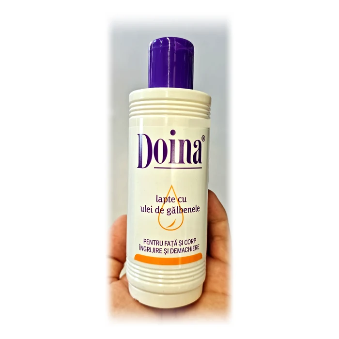 Doina Lapte cu ulei de gălbenele — latte detergente alla calendula