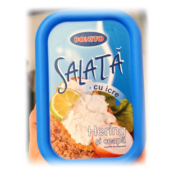 Bonito Salată cu icre de hering și ceapă — crema di uova di aringa e cipolla