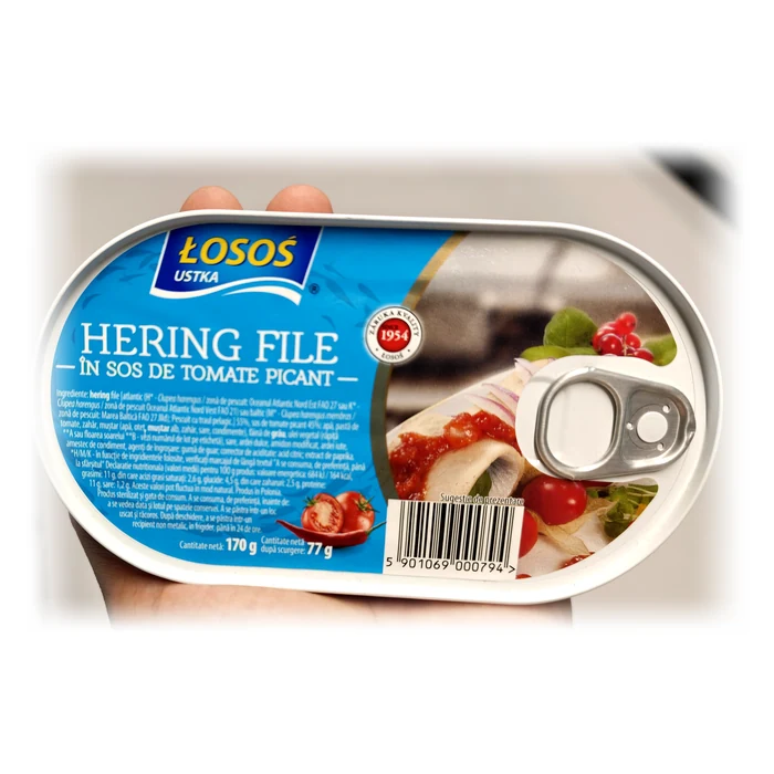 Łosoś Ustka Hering file în sos de tomate picant — filetti di aringa in salsa di pomodoro piccante