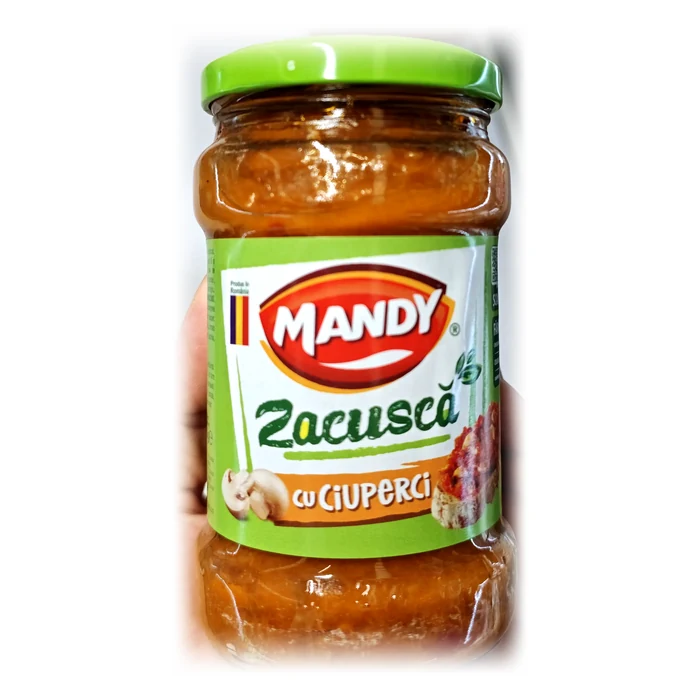 Mandy Zacuscă cu ciuperci — zacuscă con funghi