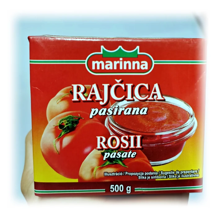 Marinna Rajčica pasirana — passata di pomodoro