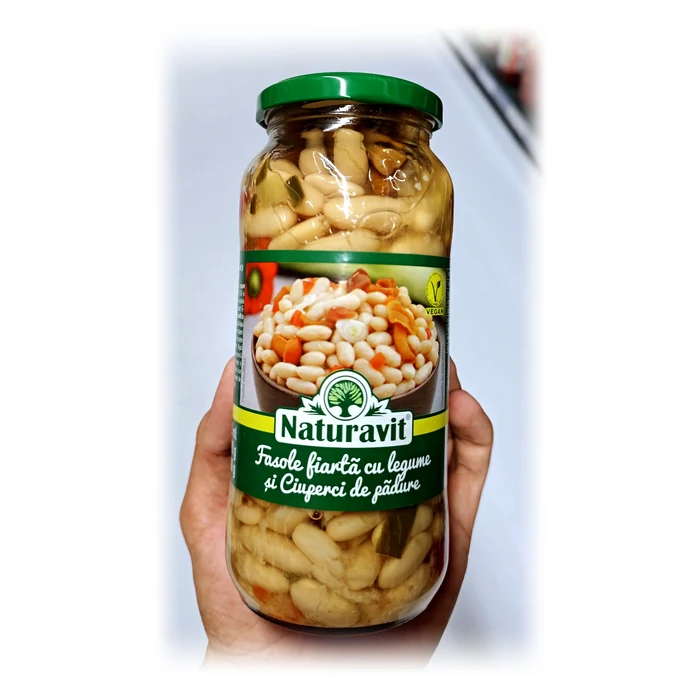 Naturavit Fasole fiartă cu legume și ciuperci de pădure — fagioli lessati con verdure e funghi
