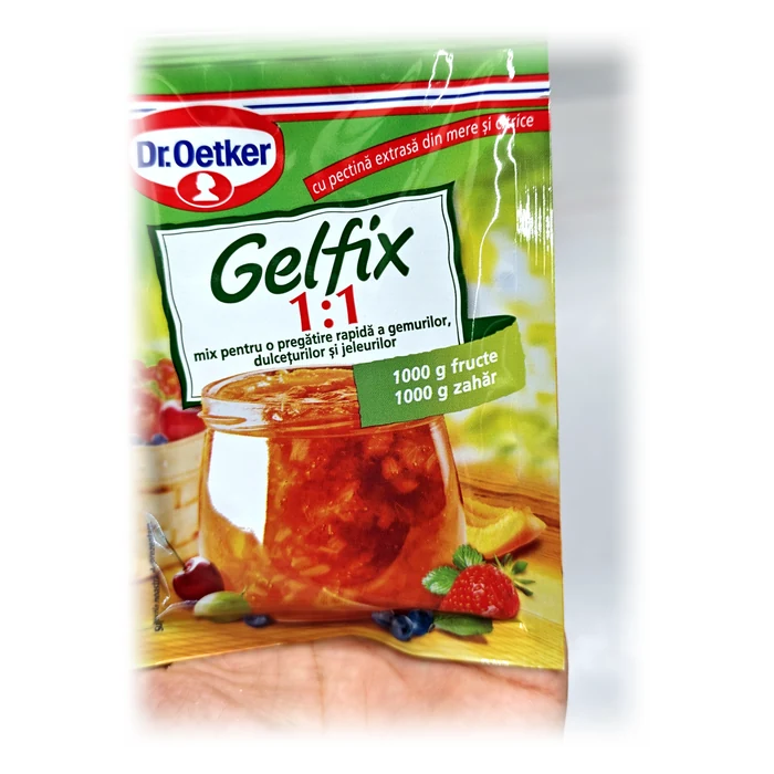 Dr. Oetker Gelfix 1:1 — pectina per confetture classiche