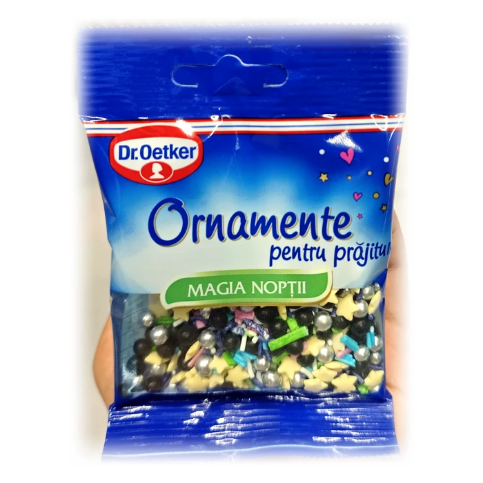 Dr. Oetker Ornamente pentru prăjituri «Magia nopții» — decorazioni argento e blu notte