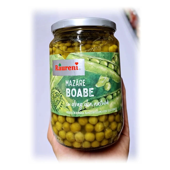 Raureni Mazăre boabe — piselli in salamoia