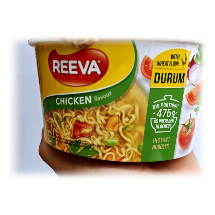 Reeva Instant noodles Chicken flavour Big Cup — noodle istantanei al pollo in vaschetta