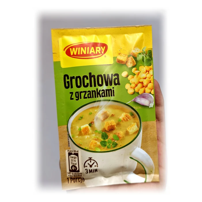 Winiary Grochowa z grzankami — zuppa di piselli con crostini