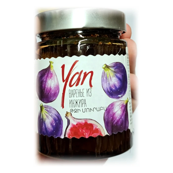 Yan Varenye di fichi — fichi interi in sciroppo