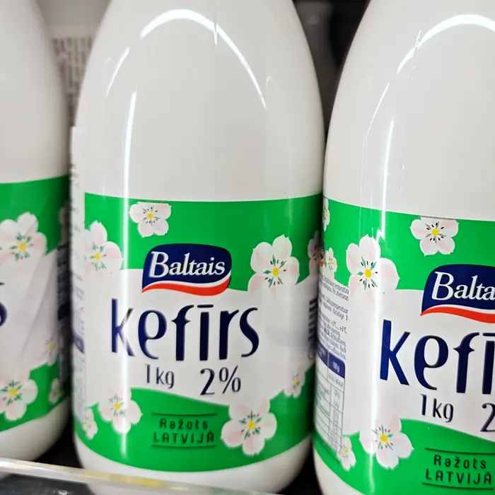 Baltais Kefīrs