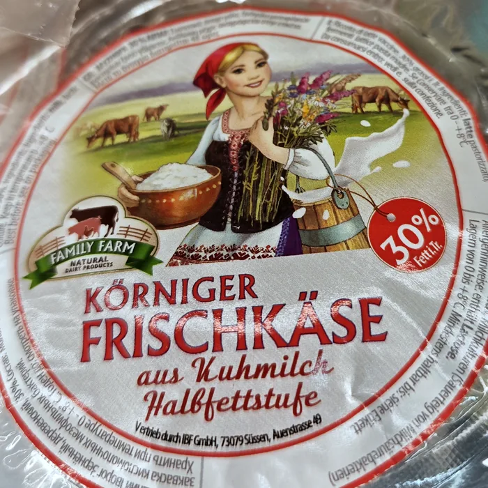 Family Farm Körniger Frischkäse 30%