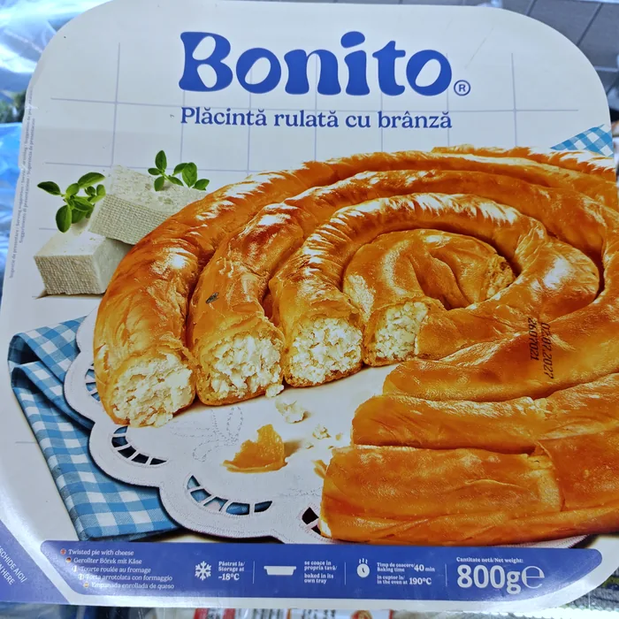 Bonito Plăcintă rulată cu brânză