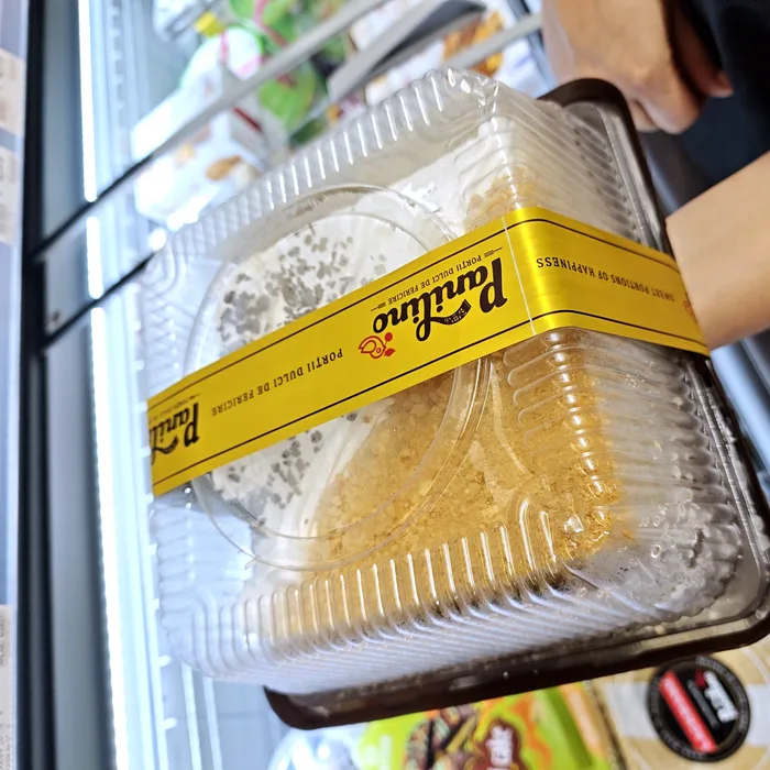 Panilino Torta a strati con briciole — porzioni
