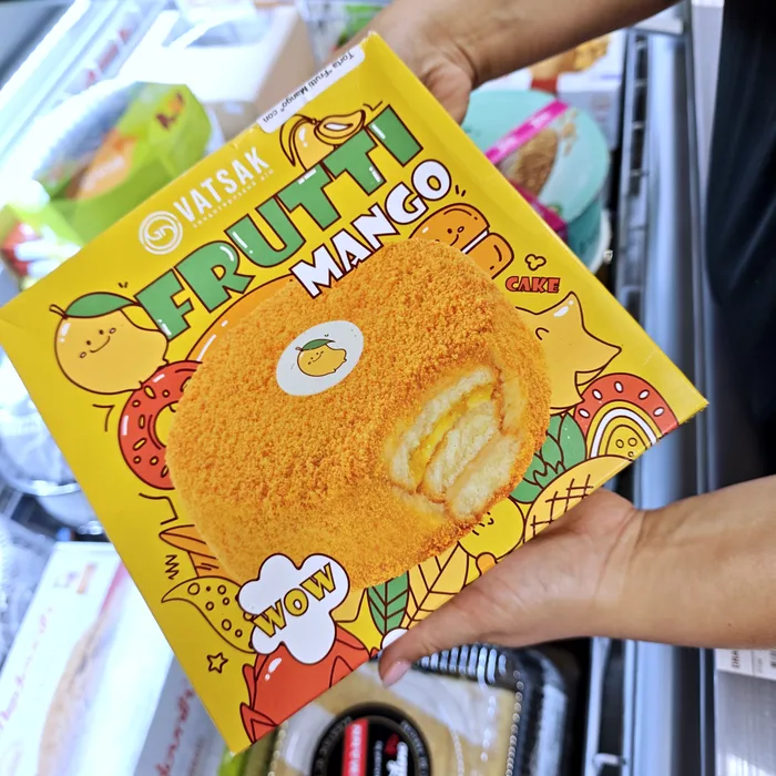 Vatsak Frutti Mango cake